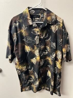 Cactus Black Label Men’s L Hawaiian Camp Shirt Leaf Print Cotton Rayon NWT